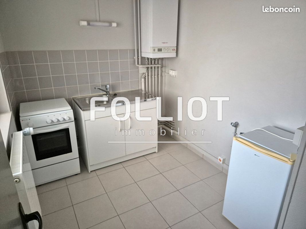 Appartement 1 pièce 31 m² · à Saint-Lô · 31 m² · 370 €