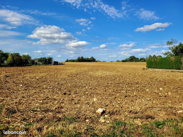 Terrain 556 m² ISSOUDUN