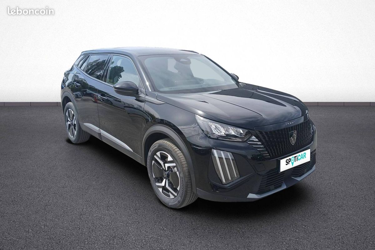 PEUGEOT 2008 Hybrid 145 e-DCS6 Allure (image 8)
