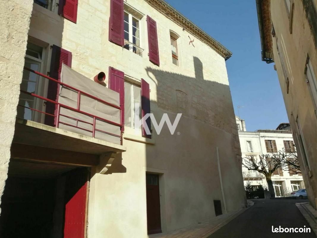 Maison 4 pièces 156 m² - Aubeterre-sur-Dronne 16390 (image principale 16)