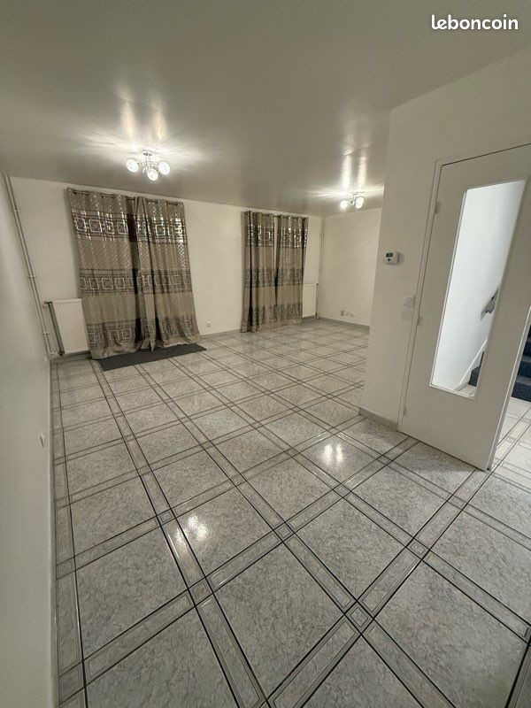Maison a louer bondy - 5 pièce(s) - 113 m2 - Surfyn
