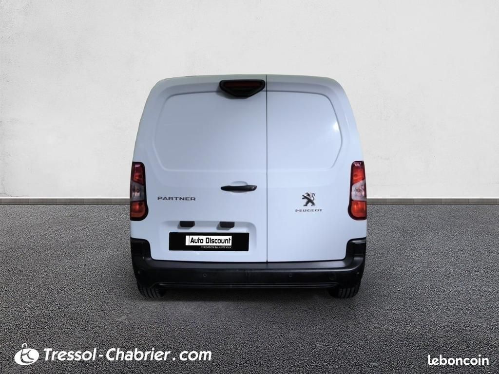 Peugeot Partner FOURGON STANDARD 650 KG BLUEHDI 100 S&S BVM5 ASPHALT (image 17)