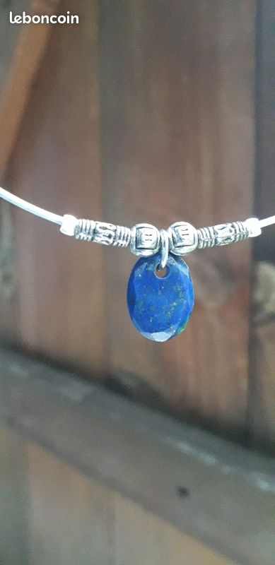 Collier artisanal avec pendentif lapis lazuli (image 1)