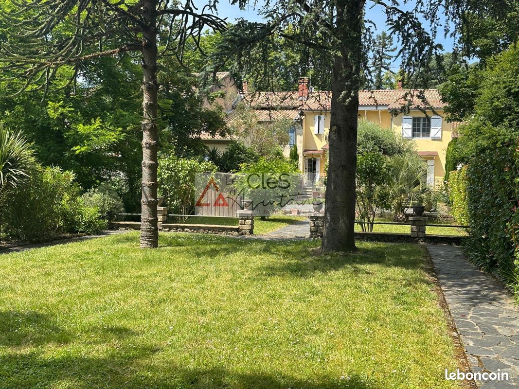 Maison 7 pièces 185 m² · à Langon · 185 m² · 429 000 €