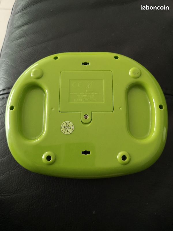 Ordinateur portable qui parle aux miroirs (image 2)