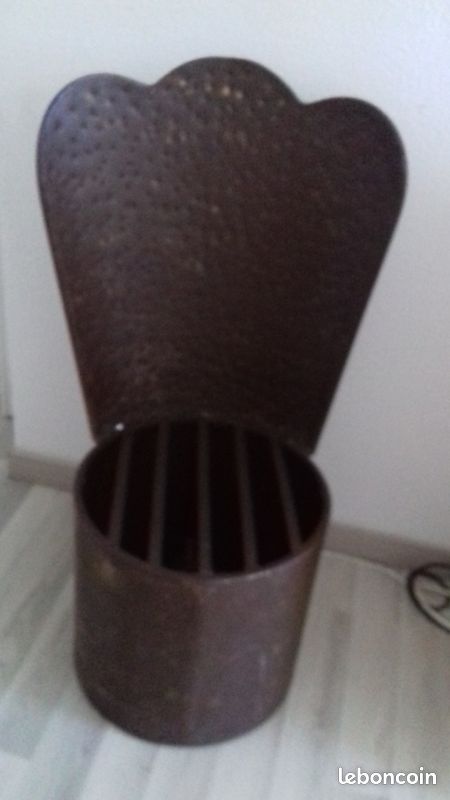 Fauteuil acier martelé (image 3)