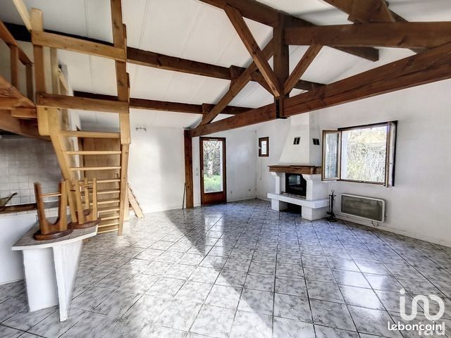 Maison 10 pièces 257 m² - Saint-Germain-de-Montbron 16380 (image principale 11)