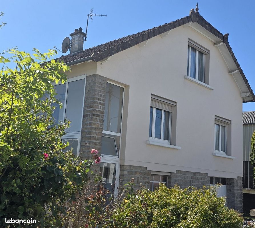 Maison 6 pièces 134 m² · à Dun-le-Palestel · 134 m² · 123 000 €