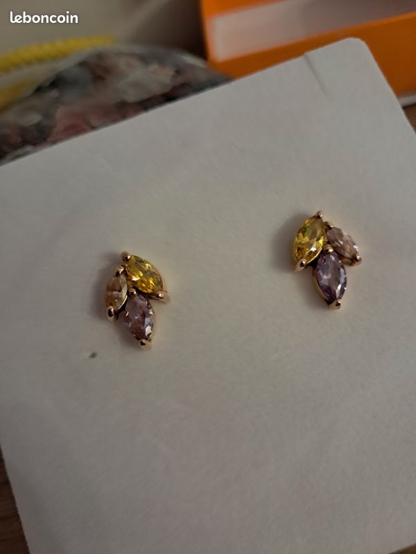 Boucles d'Oreilles Françaises Rétro En Or Et Diamants