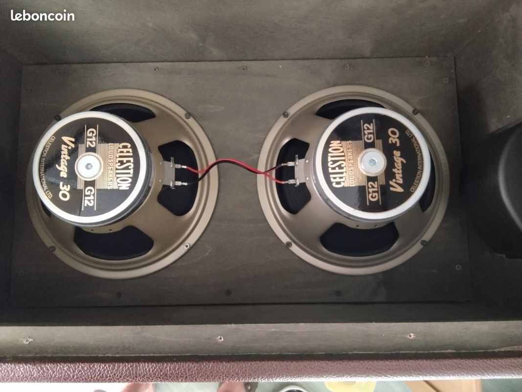 Cab. Hesu 2x12 vintage 30 avec housse (image 2)