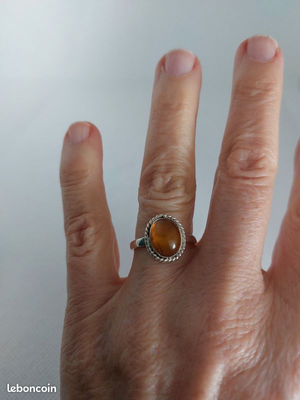 Bague En Argent Et Ambre Taille 56 - Référence N*84 - Bijou D'occasion Vintage