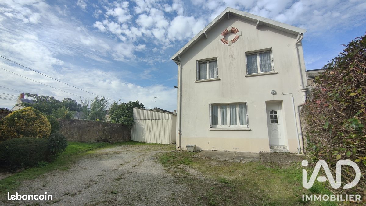 Maison 13 pièces 148 m² · à La Roche-sur-Yon · 148 m² · 245 000 €