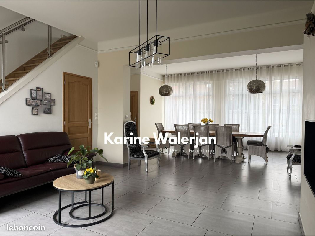 Maison 10 pièces 217 m² · à Courrières · 217 m² · 264 000 €
