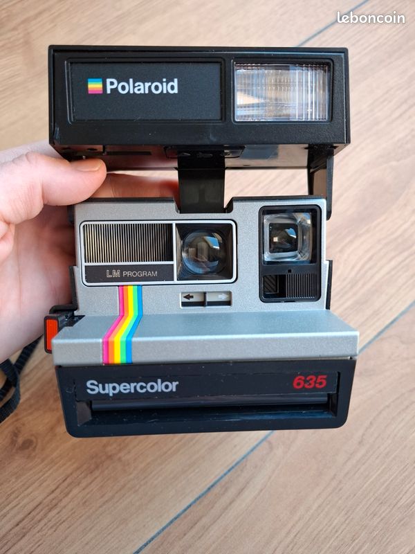 Appareil Photo Instantané Polaroid Supercolor 635LM – Non Testé