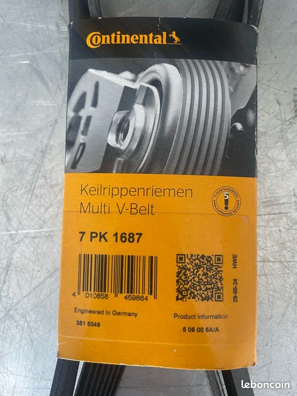 Courroie Striée CONTITECH 7PK1687 - Pièce Auto Haute Qualité