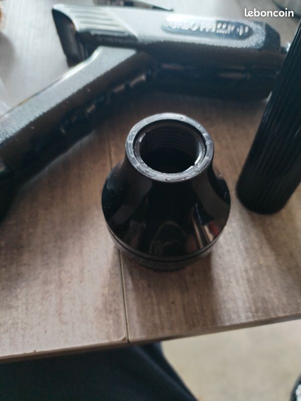 Pistolet à haute pression pour nettoyer toute surface (image 2)