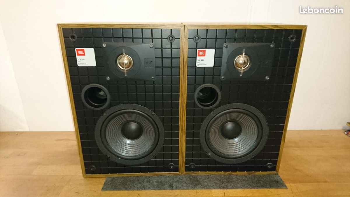 Enceintes JBL de bibliotheque avec l amplificateur Teac (image 2)