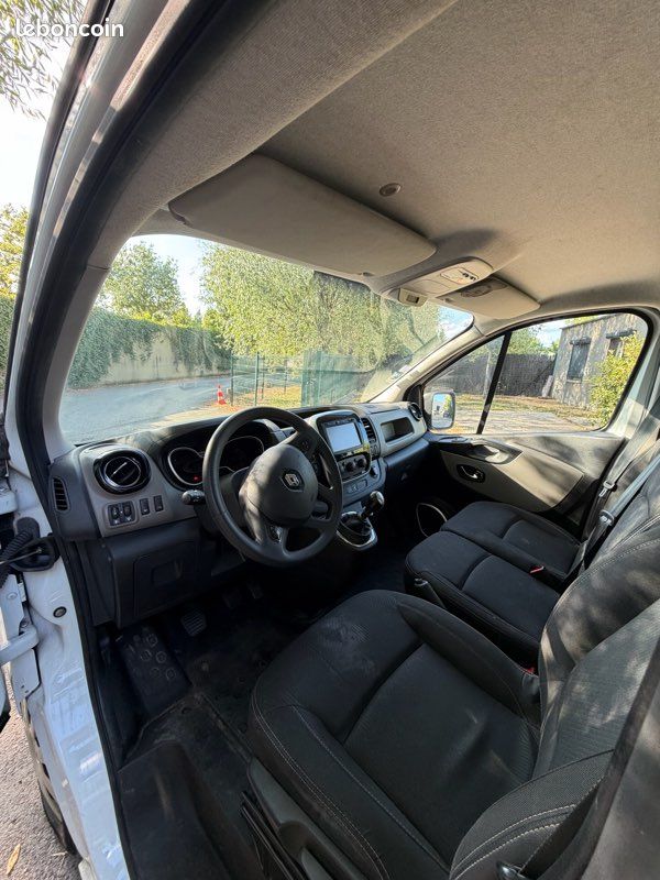 Renault Trafic L1H1 1.6 dCi 125 ch Grand Confort — CT OK — TVA récupérable (image 3)