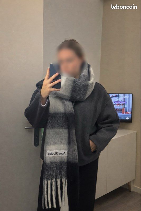 Écharpe ACNE STUDIOS neuf (image 1)