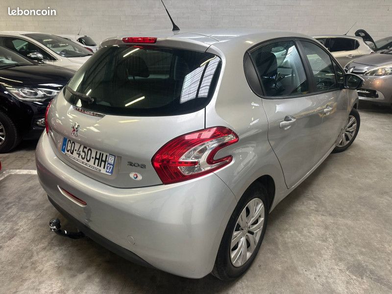 Peugeot 208 1.4 HDI FAP BUSINESS 5P (image 2)