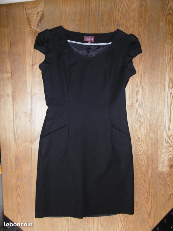 Tenues de réveillon Noël / 1er de l'an / fêtes / cérémonie / robes / jupes / bustier (image 4)