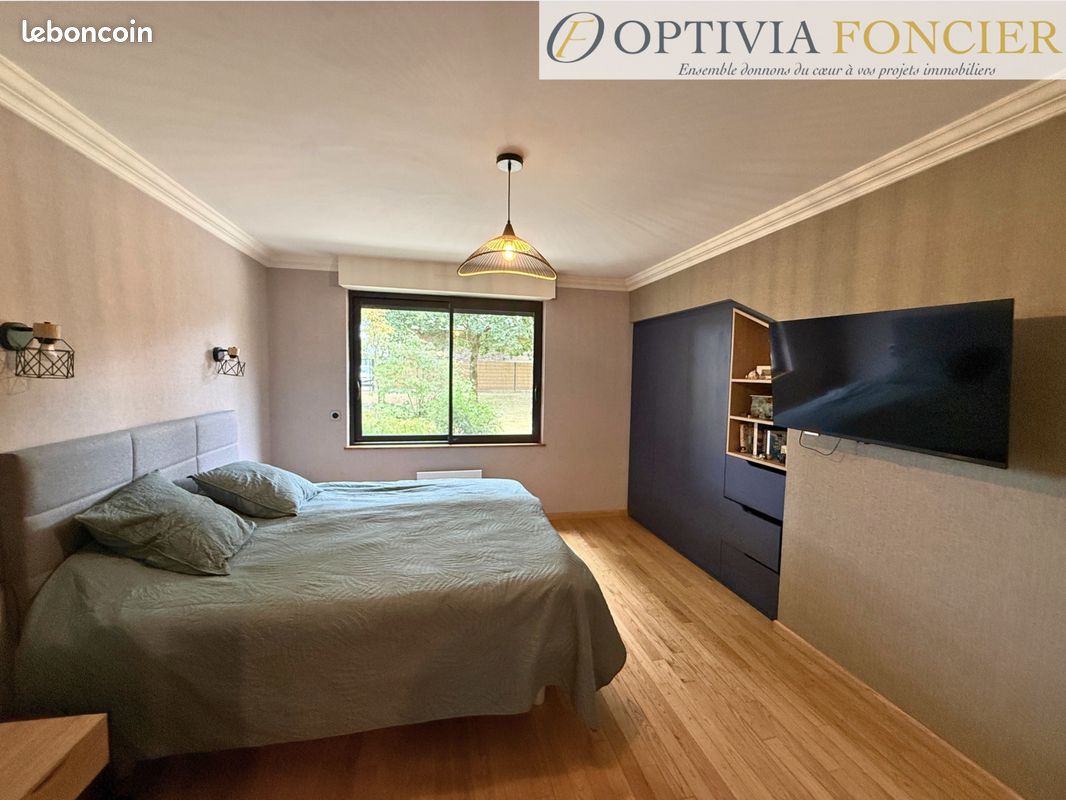 Propriété 7 pièces 395 m² (image 10)