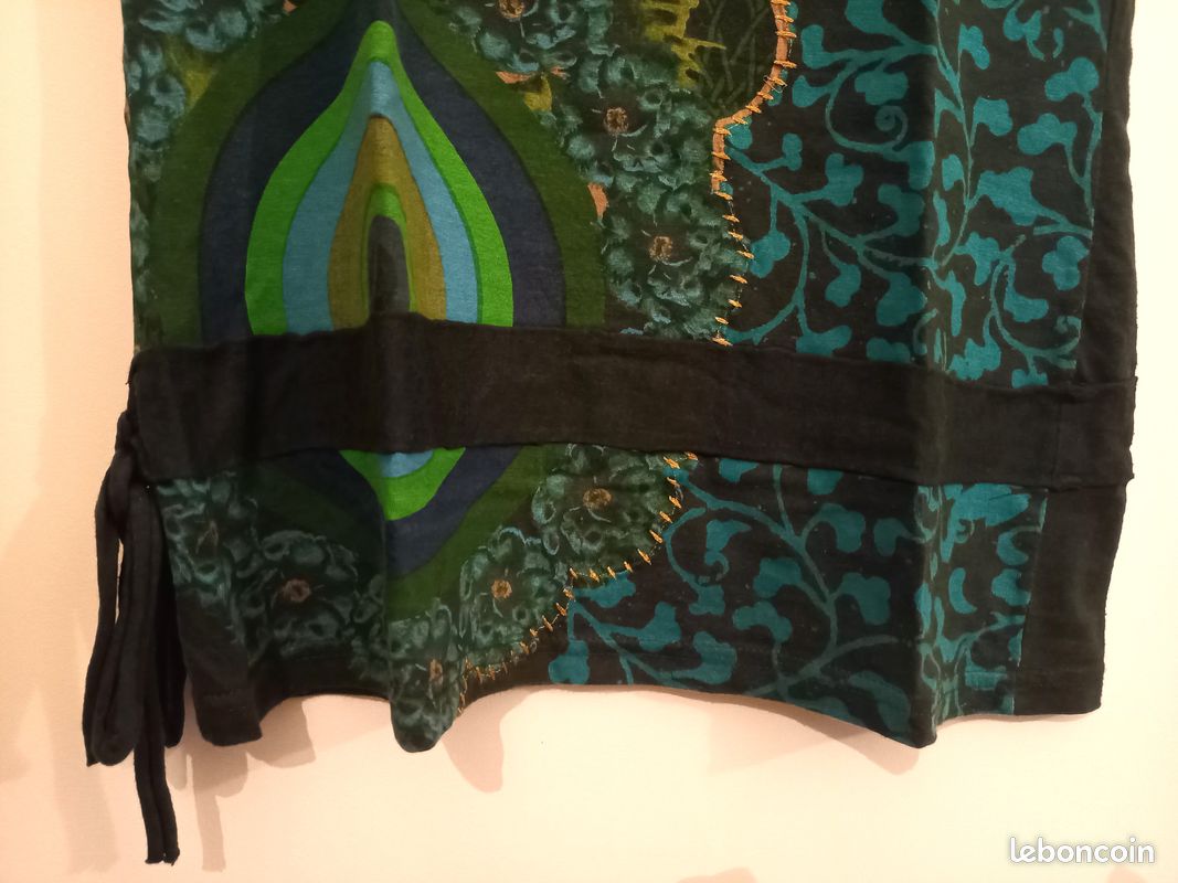 Tee-Shirt Vert avec Motifs Desigual Taille M (image 2)