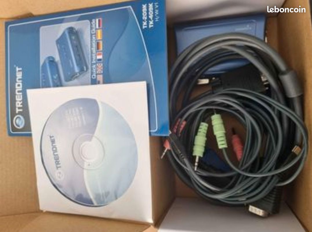 Kvm switch informatique 2 Ports VGA/USB/Audio (image 2)