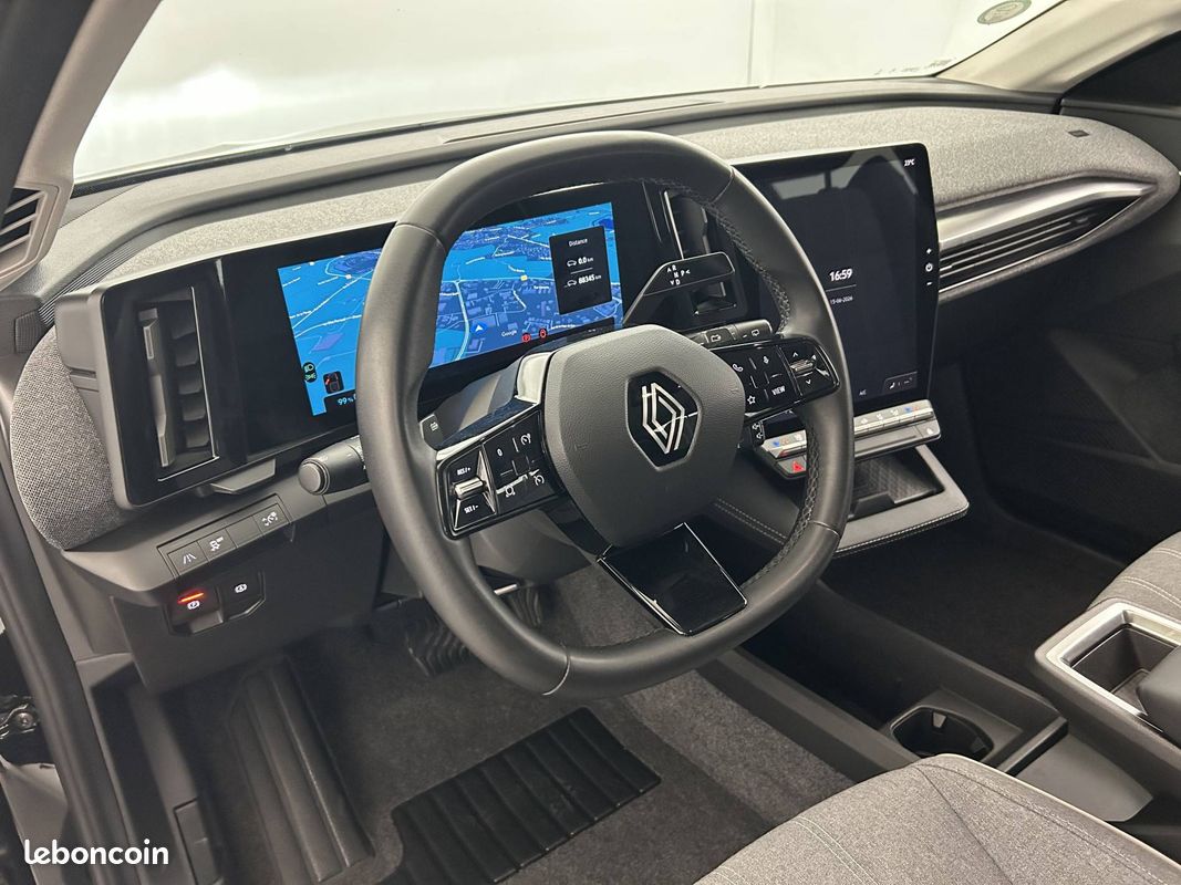 RENAULT Megane E-Tech EV60 130ch optimum charge Evolution ER (image 10)