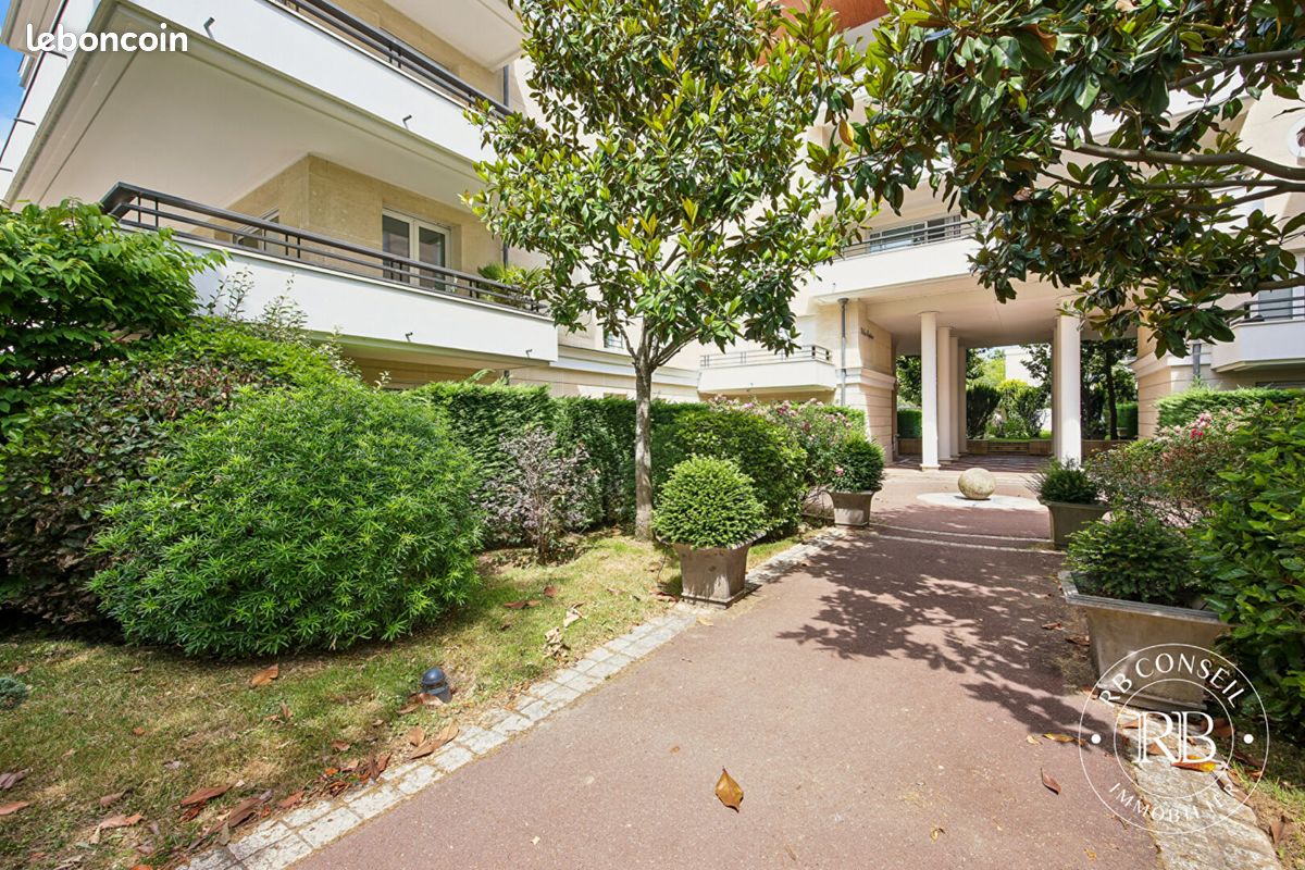Appartement 3 pièces 60 m² · à Châtenay-Malabry · 60 m² · 380 000 €