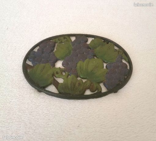 DESSOUS de PLAT ancien décor Joncs et Massettes Fonte Emaillé