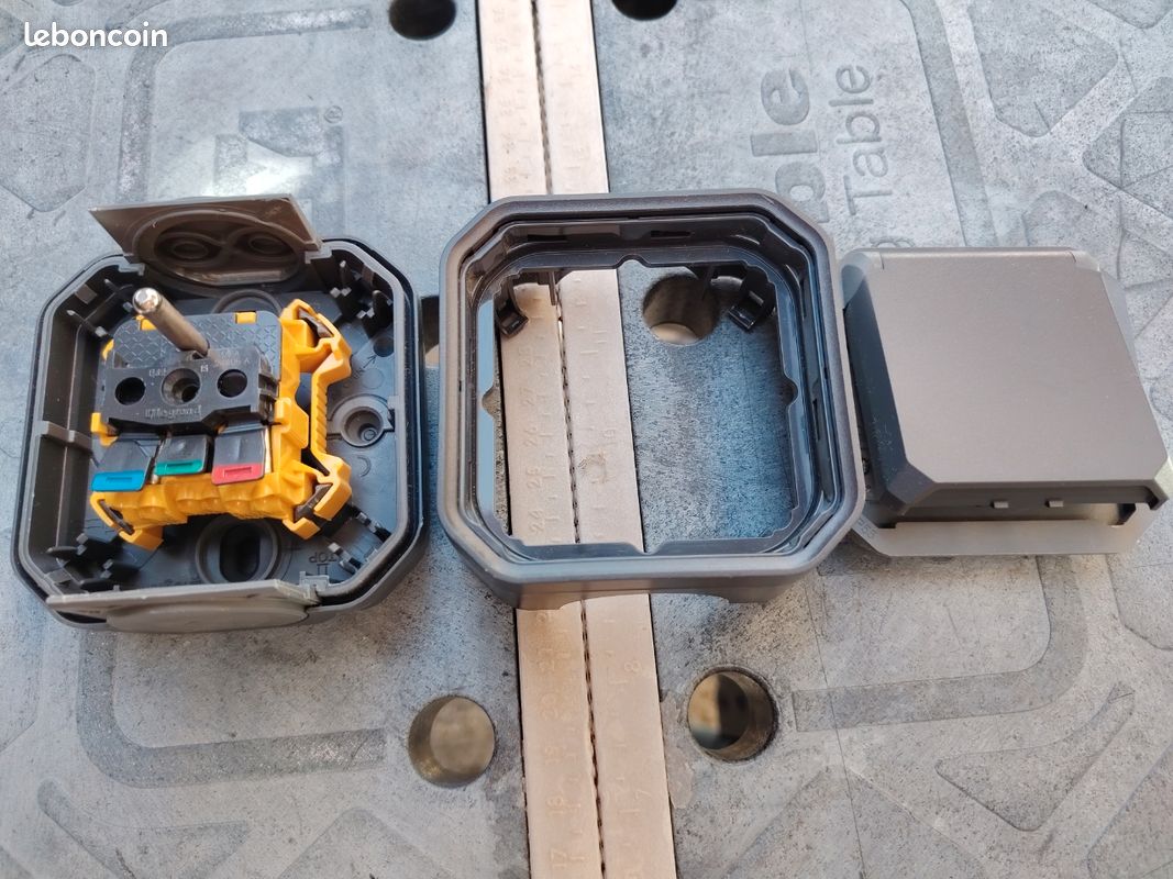 Lot électrique (image 8)