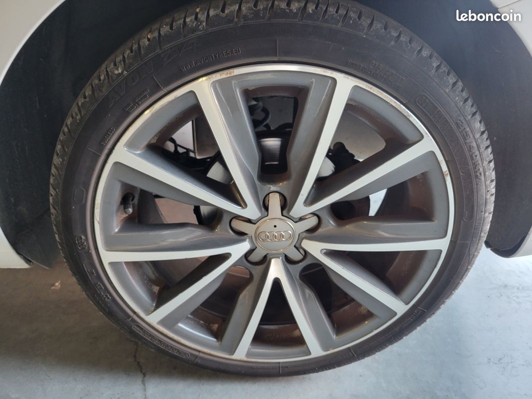 Audi A1 Sportback Ambition Luxe S-tronic 150cv - TOIT OUVRANT/RADARS AV & AR/REGULATEUR DE VITESSE/CLIMATISATION (image 24)