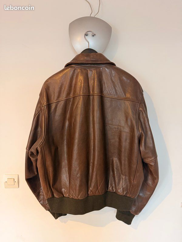 Blouson Redskins Vintage Territoire – Cuir véritable vachette – Taille L – Années 1998/2003 – Cuir épais – bon état – Pièce devenue rare (image 3)
