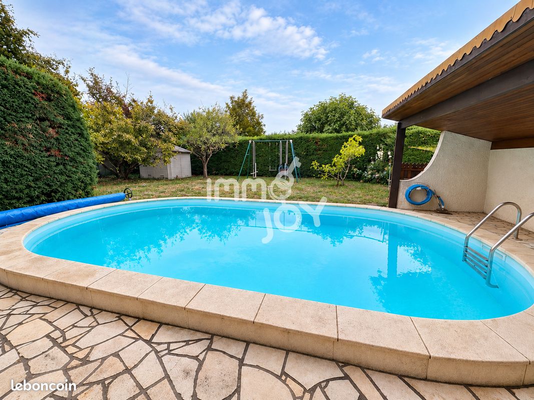 Maison 5 pièces 150 m² · à La Salvetat-Saint-Gilles · 150 m² · 379 000 €