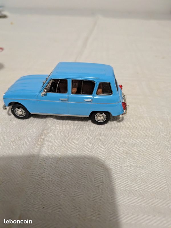 Voiture Miniature 1.43 Renault 4l - Collection