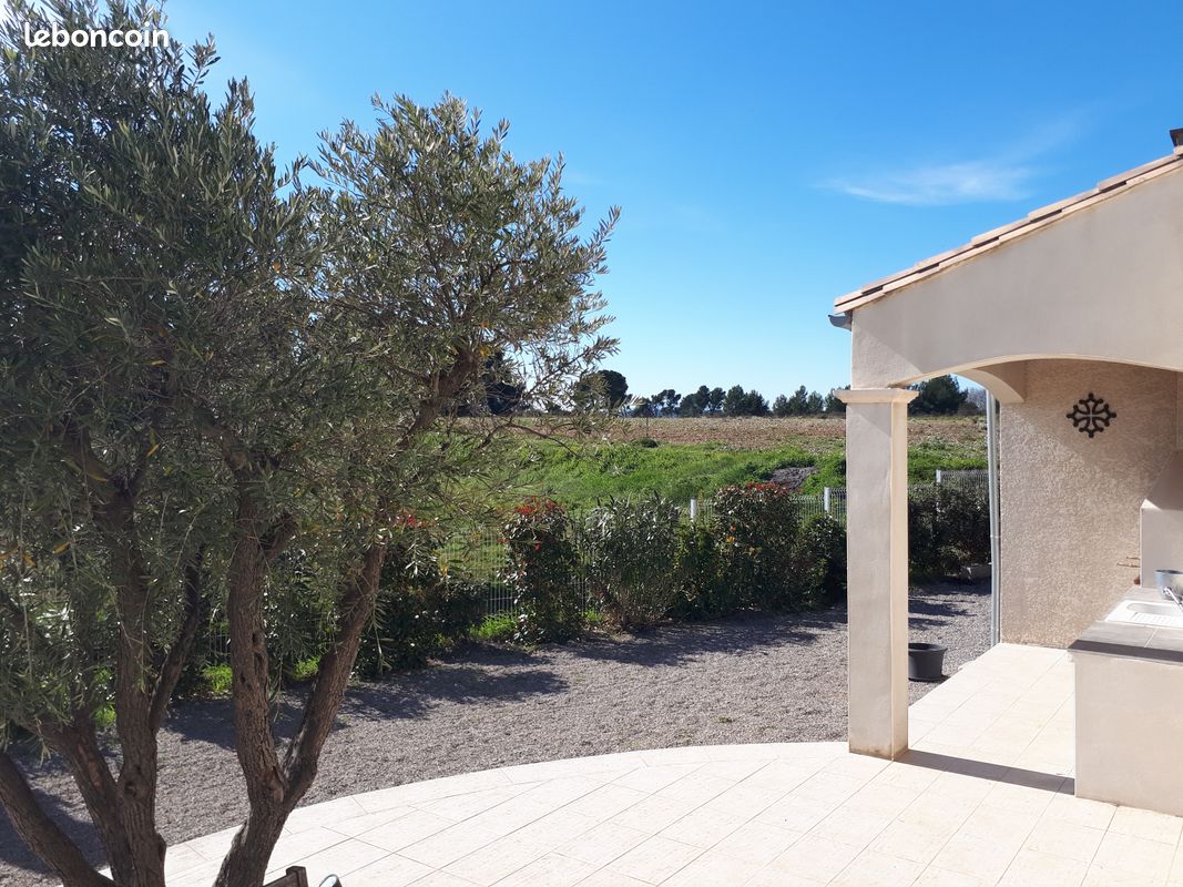 Villa au bord du canal du midi entre terre et mer (image 6)