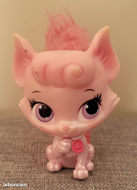 Figurine Princess Aurora Palace Pets Furry Kitty Beauty (image 2)