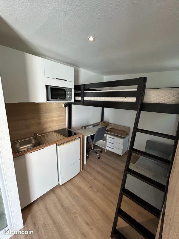 Appartement 1 pièce 12 m² · à Besançon · 12 m² · 390 €