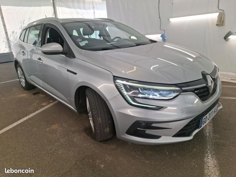 Renault MEGANE IV ESTATE 1.6 E-TECH PLUG-IN 160CH BUSINESS (image 3)