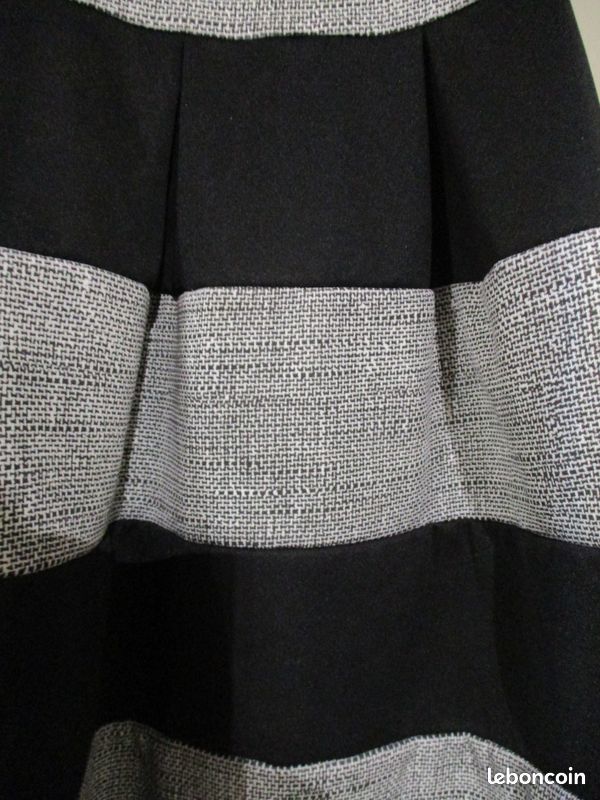 Robe 38/40 (image 3)