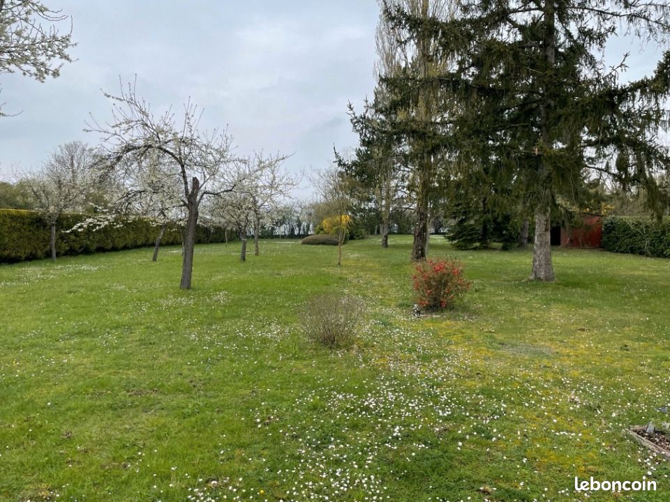 Terrain 436 m² Magny Les Hameaux · à Magny-les-Hameaux · 235 000 €
