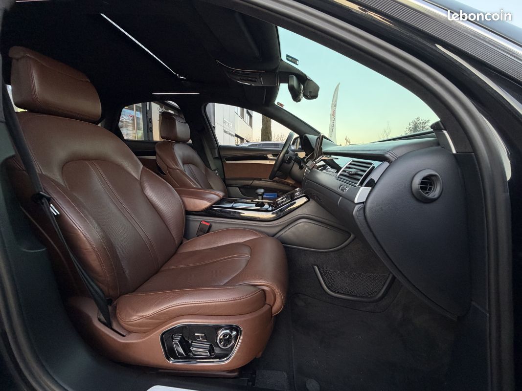 Audi s8 d4 (i) v8 4.0 tfsi 520 quattro toit ouvrant bose soft close (image 13)