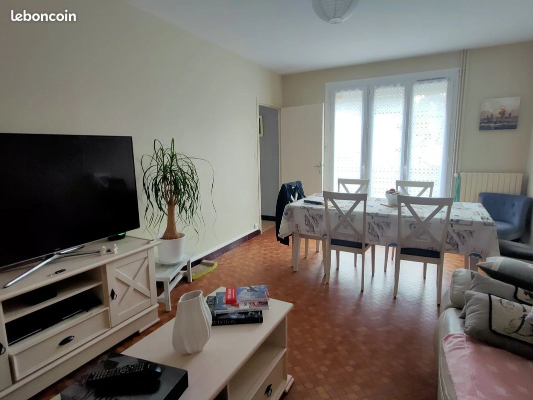 Maison 3 pièces 84 m² · à Saint-Junien · 84 m² · 570 €/mois