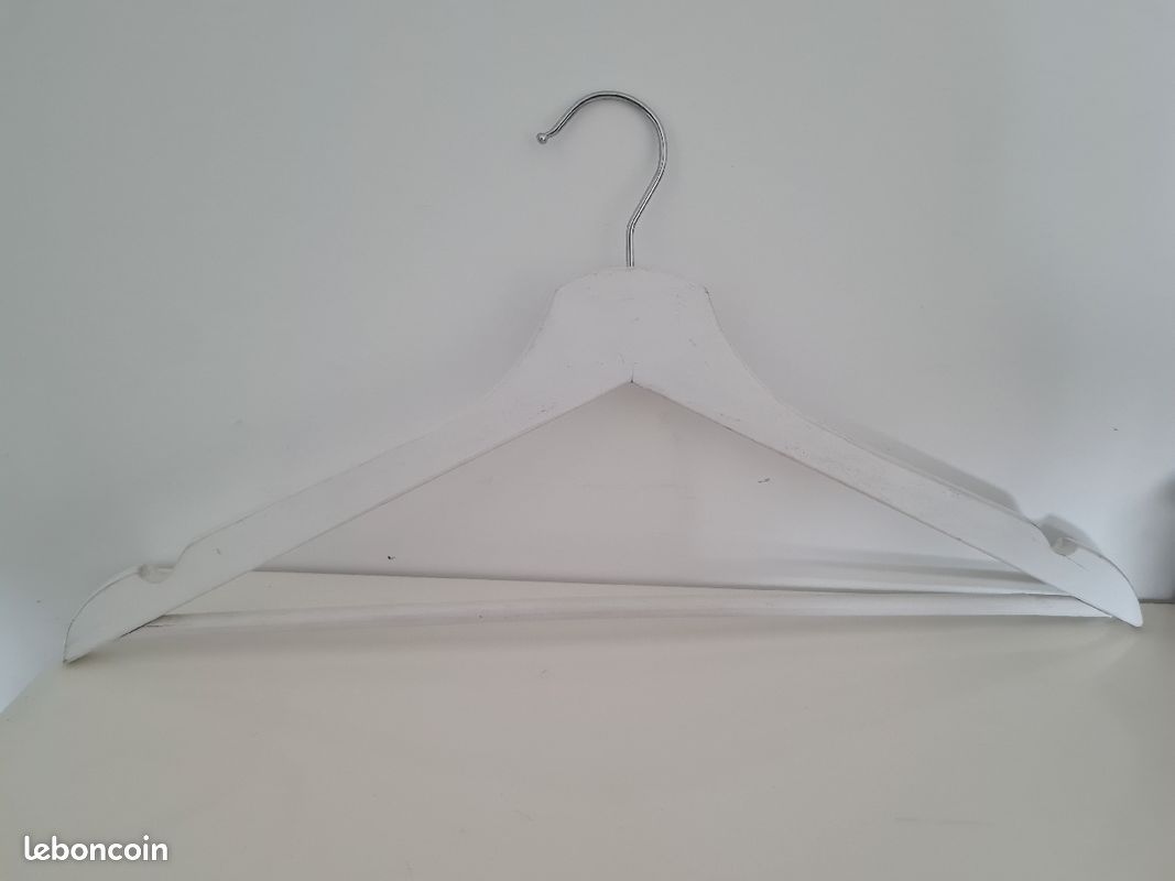 Lot cintre blanc (image 1)