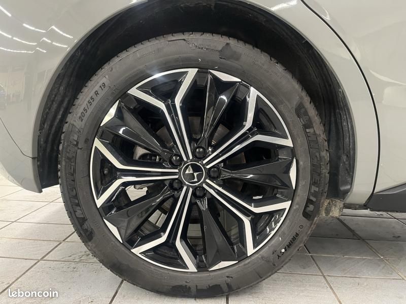 Ds DS 4 E-TENSE 225ch Rivoli (image 9)