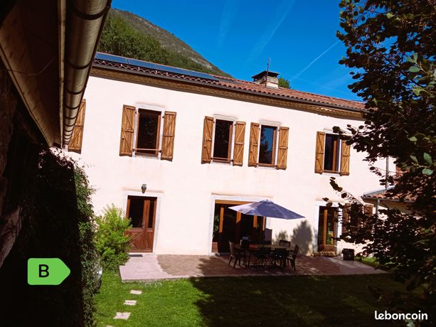 Belle maison pyrénéenne 18e siècle, rénovée pour un confort unique