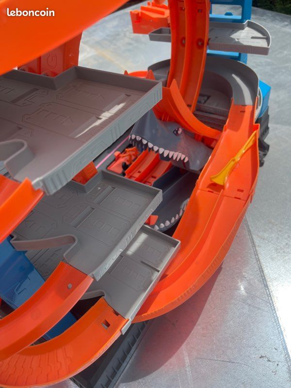 Circuit garage Hot weels ultimate (image 2)