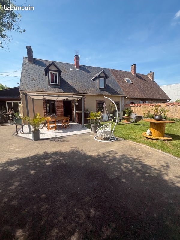 Maison 5 pièces 117 m² · à Bonneval · 117 m² · 215 000 €