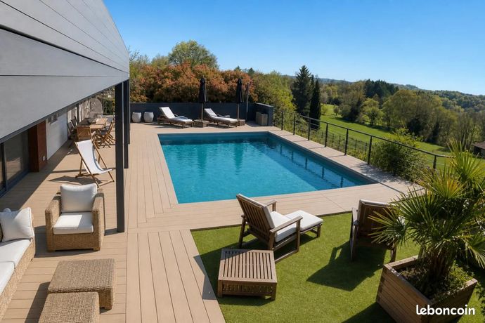Maison 8 pièces 242 m²